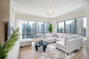Luxury 7-Sleeper with Spectacular Views in Dubai Marina